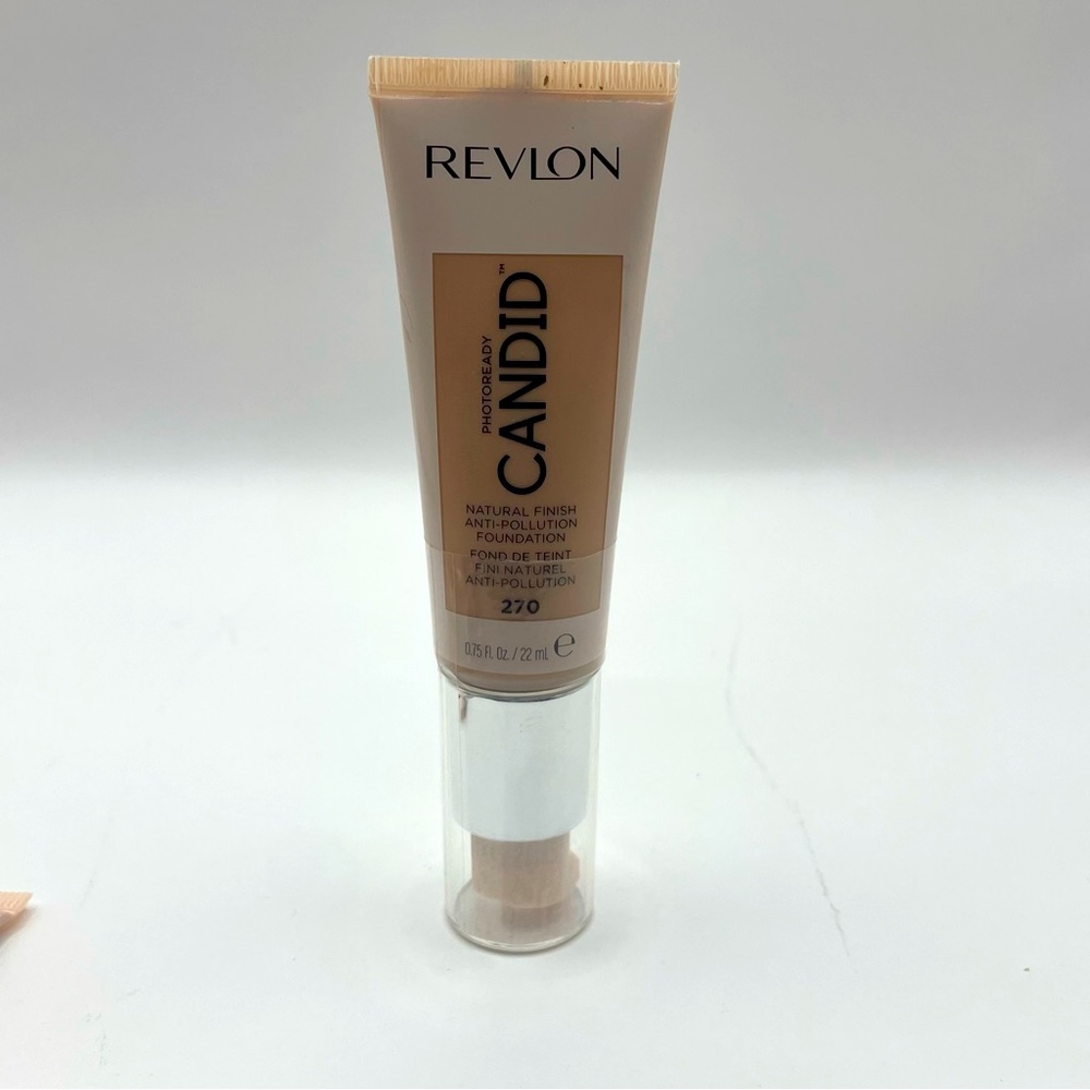 Revlon 270 Medium Beige Photoready Candid Natural Finish Foundation